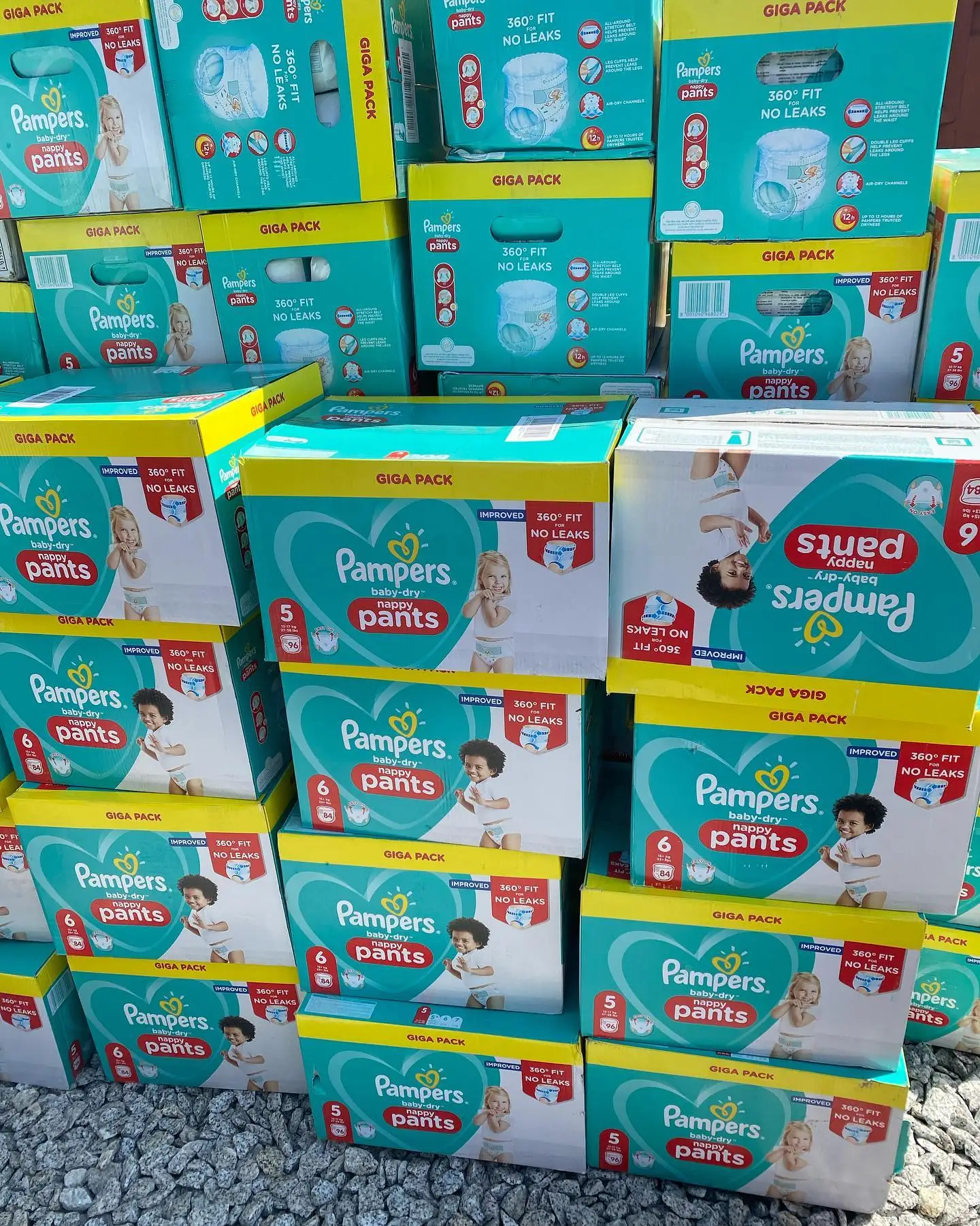 Pampers Premium Care 6 Size Diapers Panties 93 Diapers 15kg Real