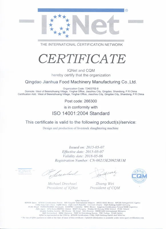 Automatic high performance shrink packaging machine for meat and food processing plants