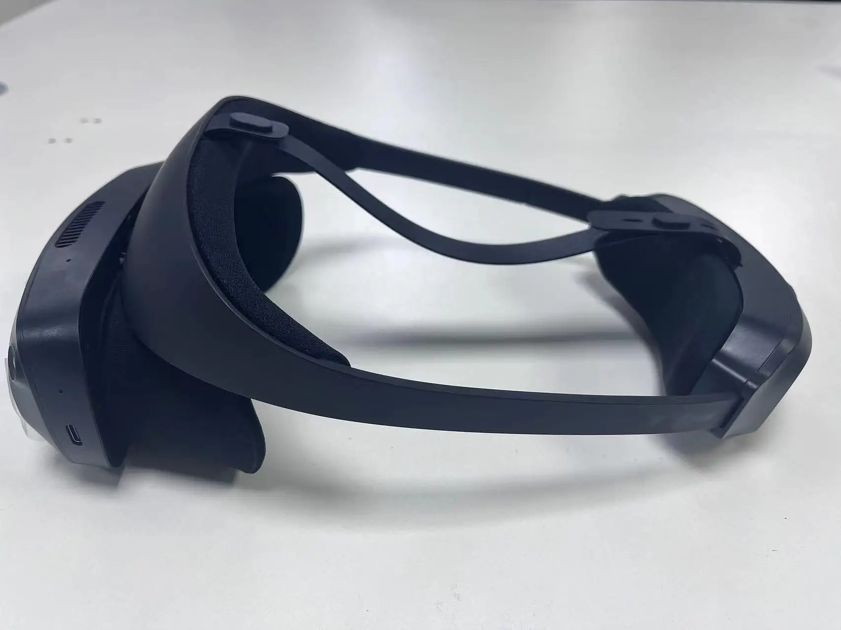 4K Micro OLED Pancake Optics VR Headset Prototype MR Hardware Design Develop