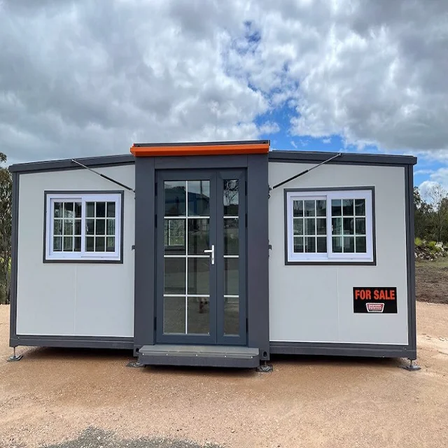 Prefabricated Container Houses That Can Be Quickly Built Are Suitable for Living and Office Dorm Customizable Size