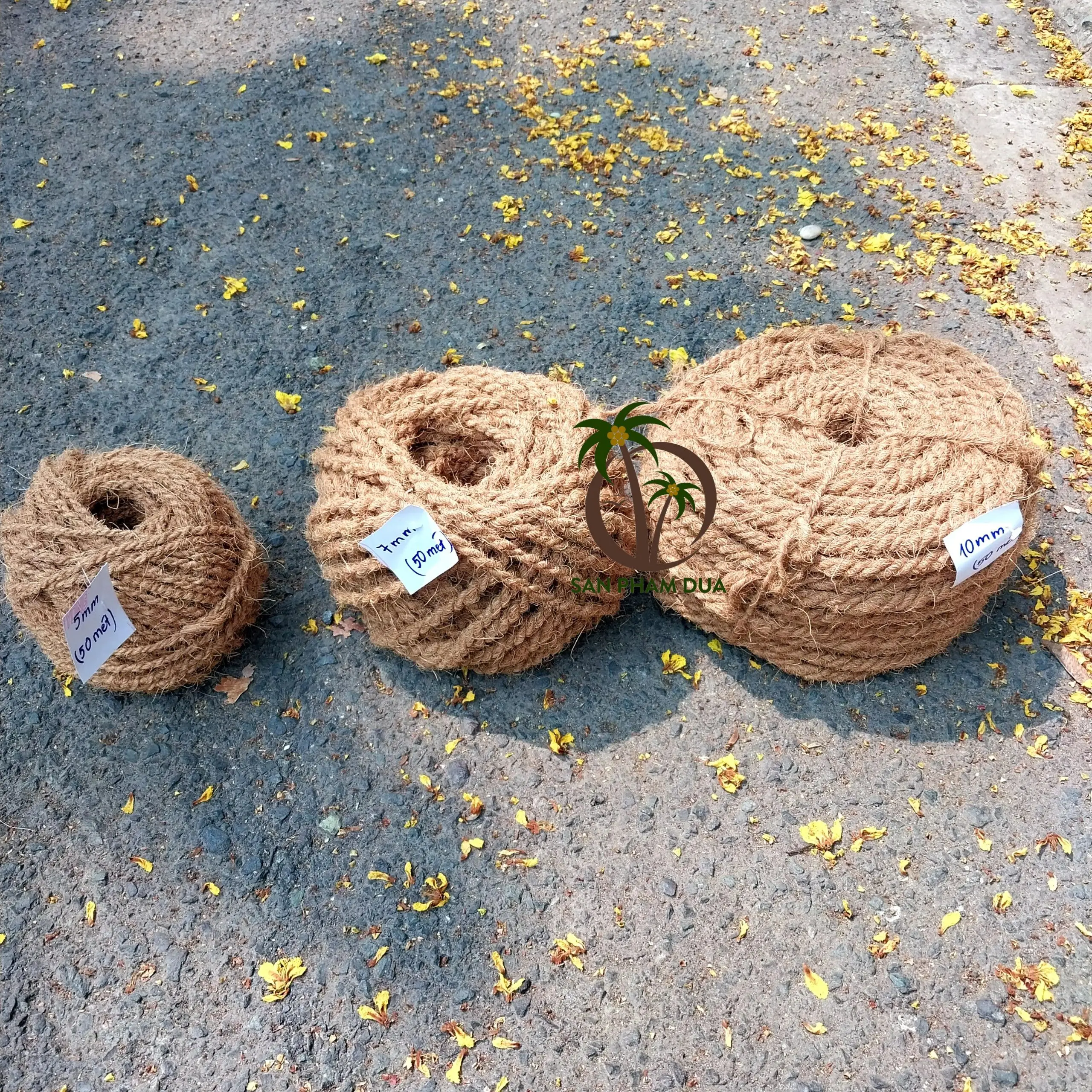 Cocanut Rope WHOLESALE COCONUT COIR ROPE/ COCONUT FIBER ROPE/ COCONUT ROPES ROLL ...