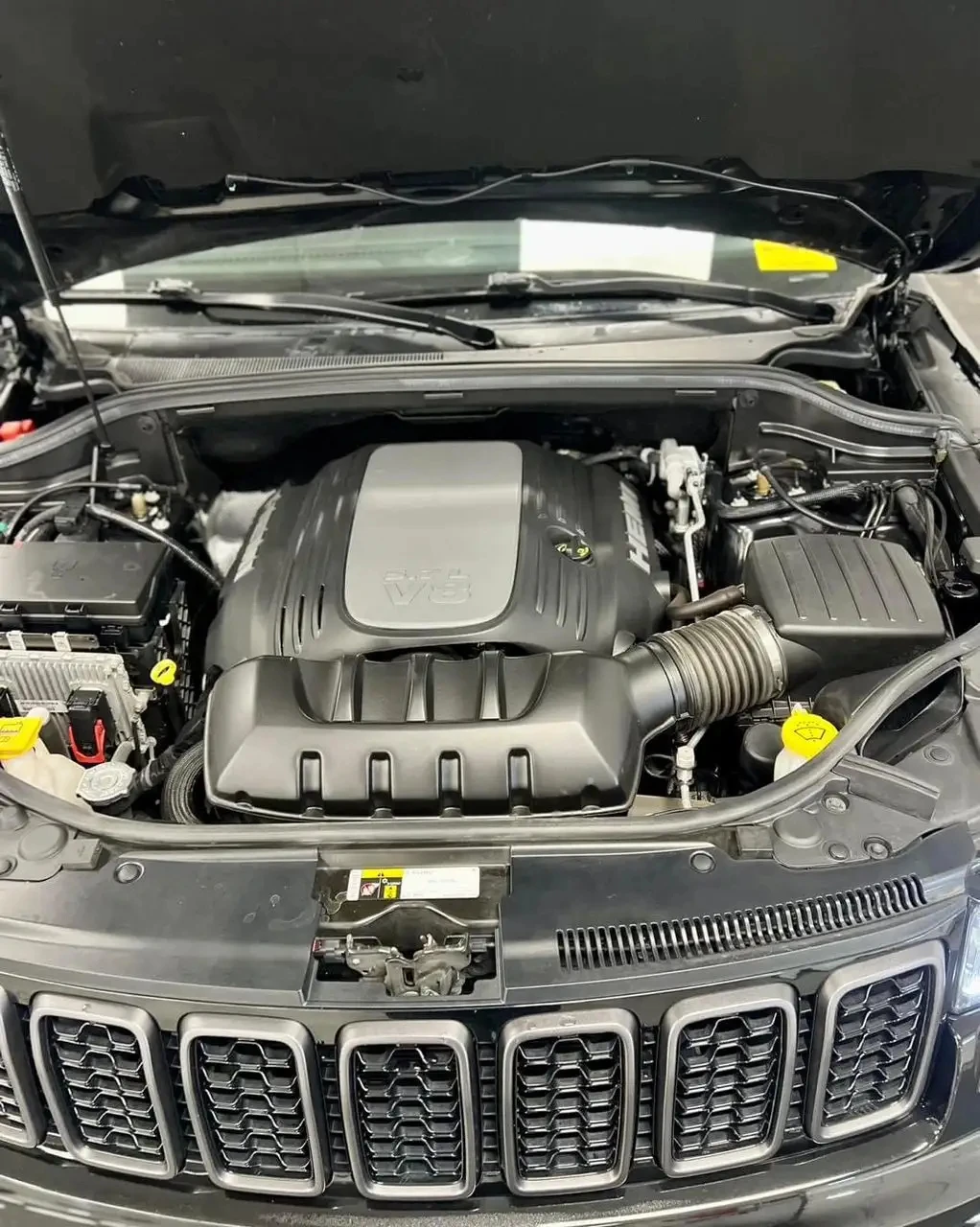 Used 2020 Jeep Grand Cherokee Altitude - Buy All Series Available Cheap