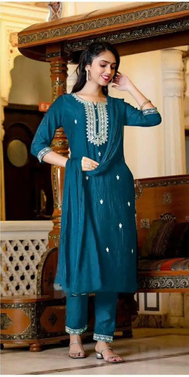 Pakistani Latest Salwar Kameez Women Adults India & Pakistan Indian Dress Salwar Kameez Embroidered Girls and Women