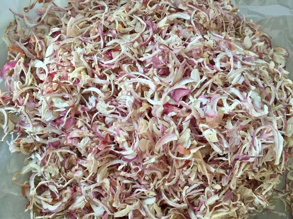 Сушеный лук-шалот высокого качества оригинальный вкус-сушеный нарезанный красный лук обезвоженный фиолетовый цвет сделано во Вьетнаме