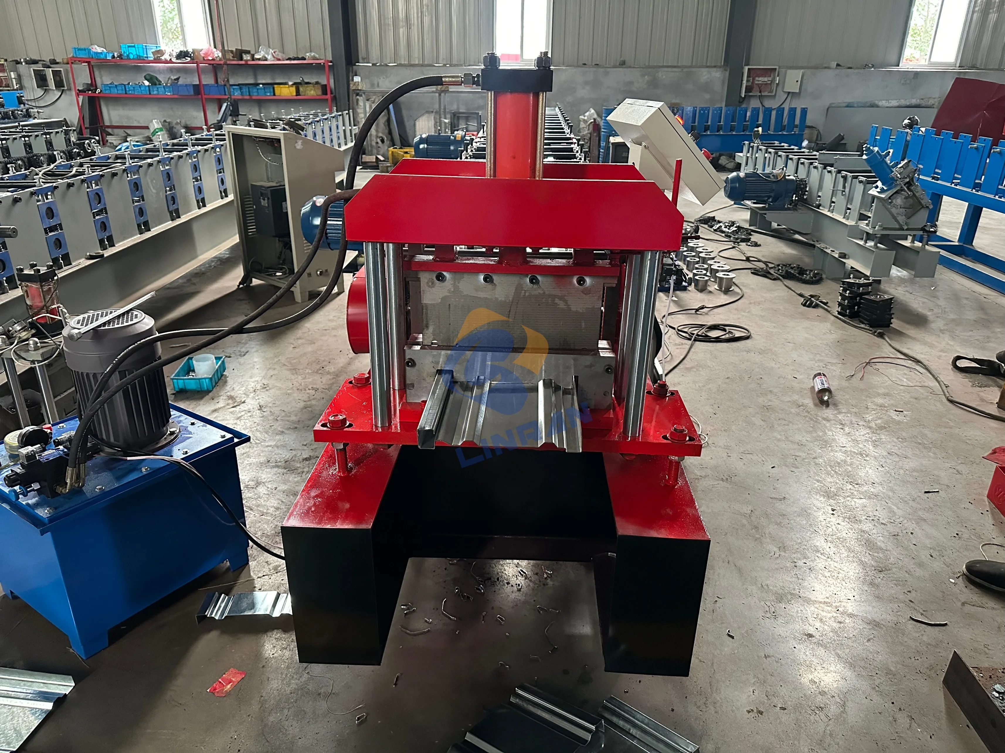 Professional Car Body Panel Board Roll Forming Machine Steel Carriage ...