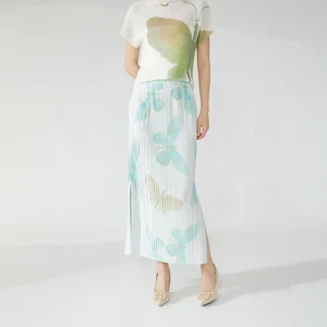 Elegance Redefined 2025 Latest Design Women's Pleated Skirt Side Slit Printed Straight Hip Skirt Miyake Fashion Skirt