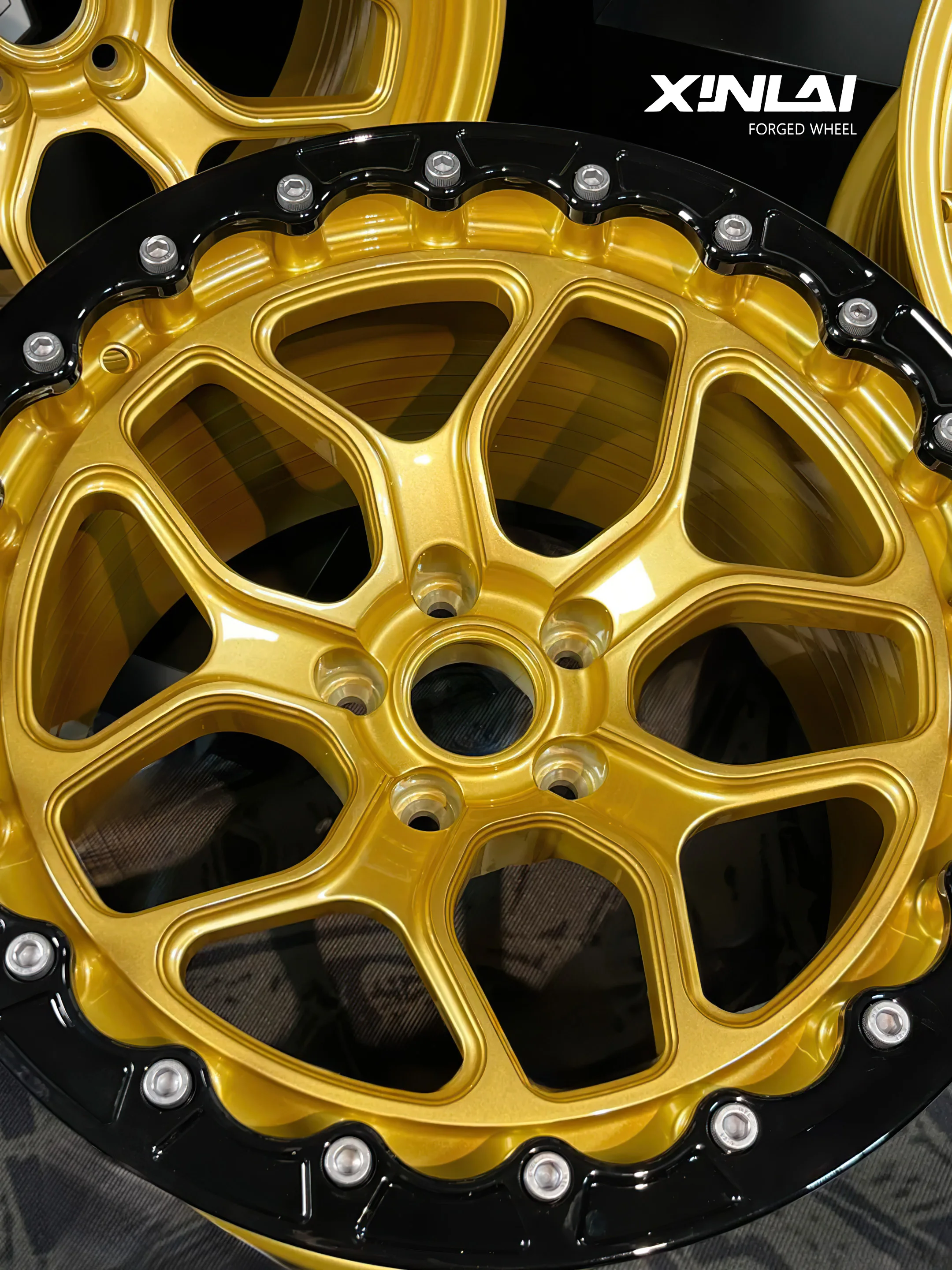 XINLAI Concave Custom Gold Forged Alloy Beadlock Wheels 5x112 5x114.3 5x120 for Sport Cars Lightweight Performance Racing Rims - Image 3
