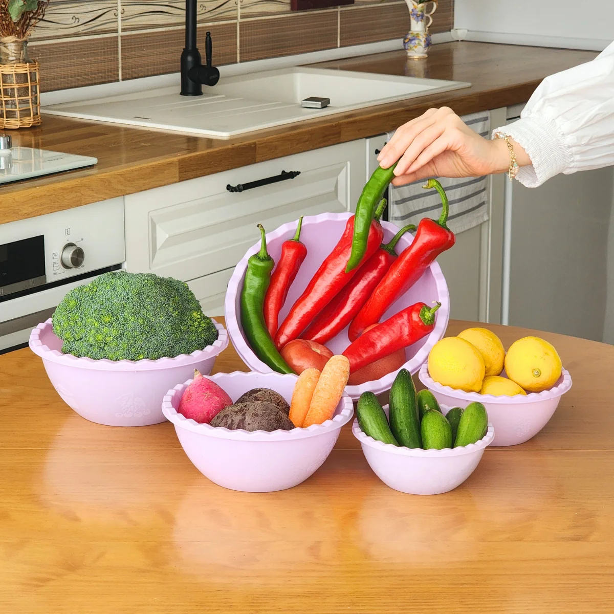 Versatile Plastic Basin Set for Kitchen Utensils