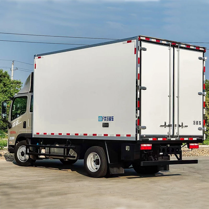 High Quality Light Truck Refrigerated Truck With Highly Insulated