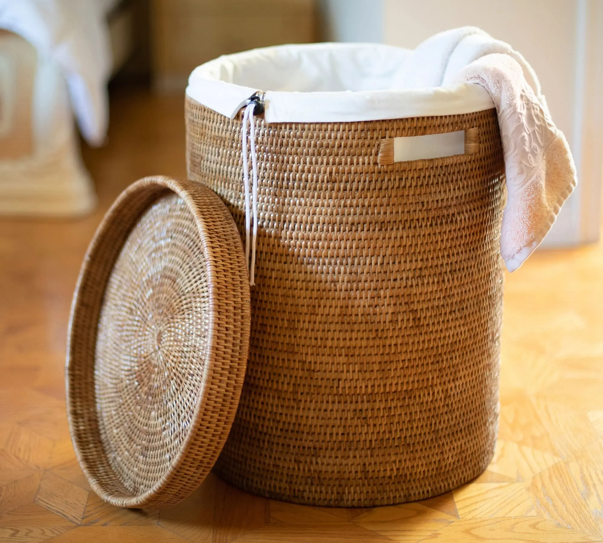 White Rattan Laundry Basket Hampers With Lid Cheapest Price Two