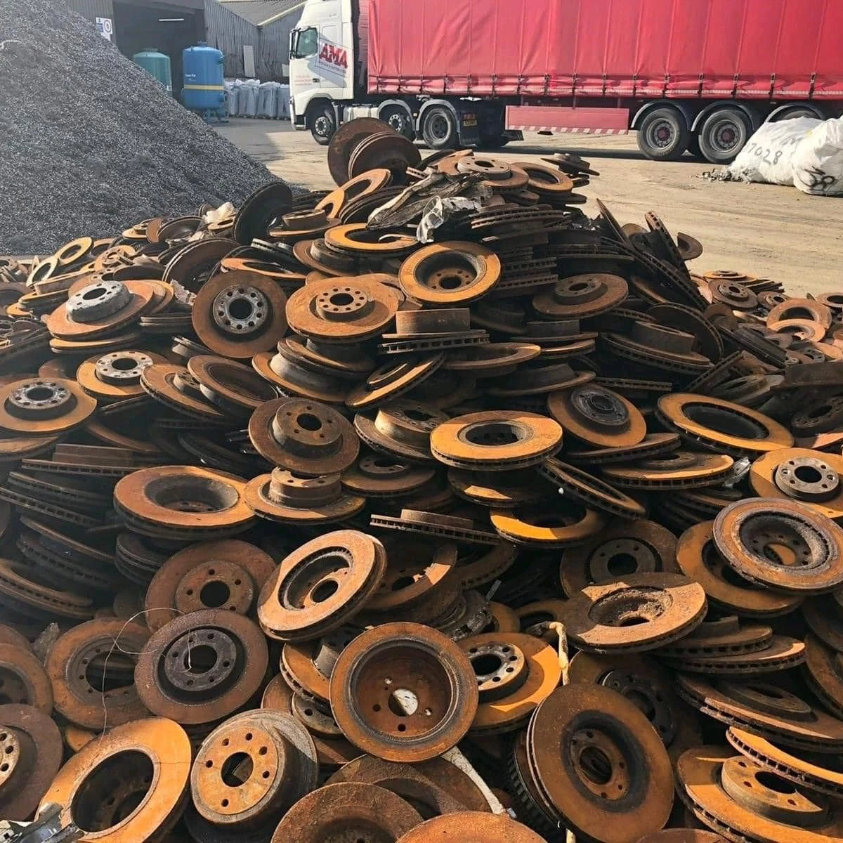 Cast Iron Scrap For Recycling. Best Price And Fast Shipping To Usa ...