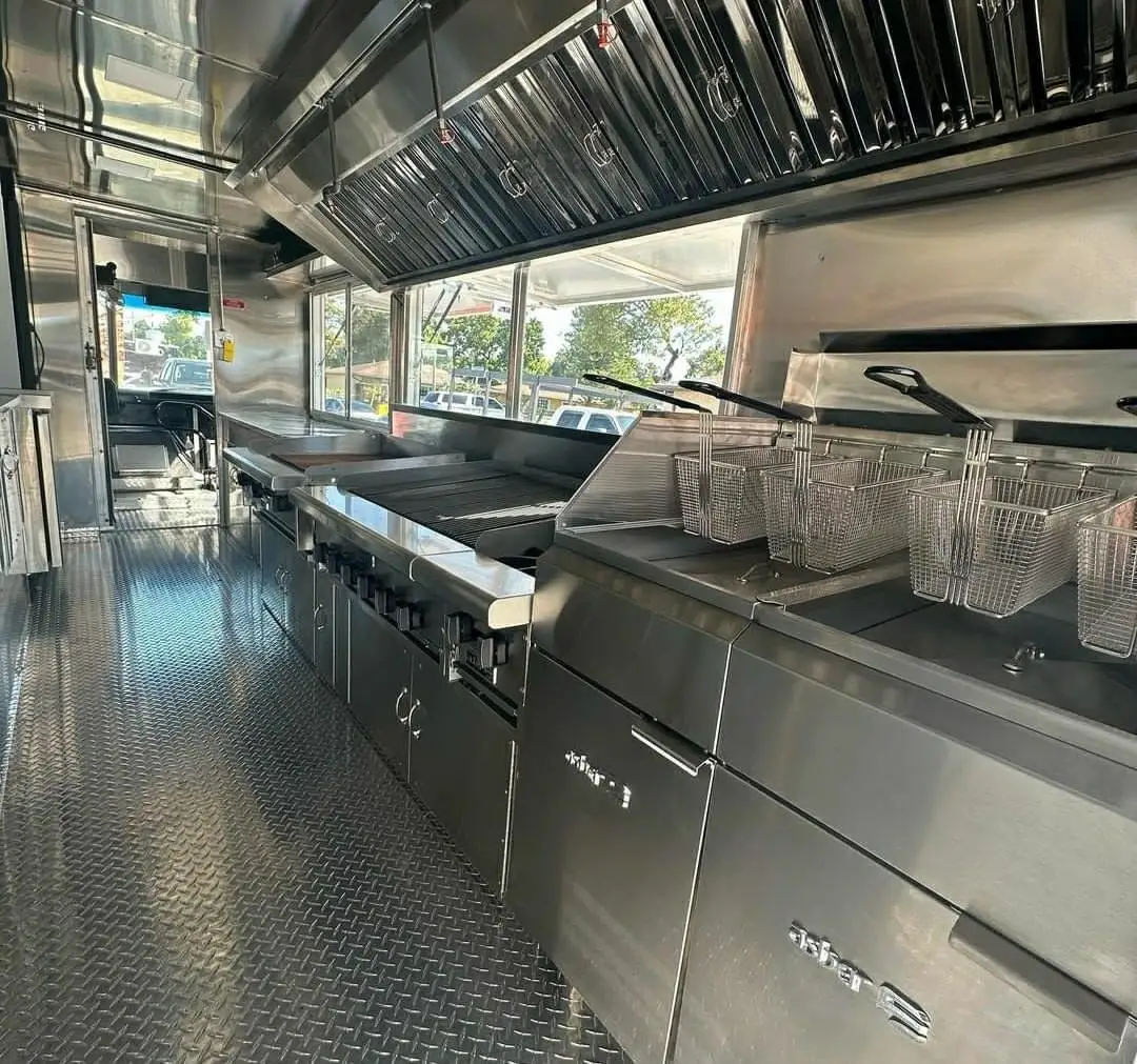 Mobile Food Truck Trailer Street Mobile Food Cart Outdoor Kitchen Fast Food Truck With Cooking Equipment For Sale to UK USA OMAN