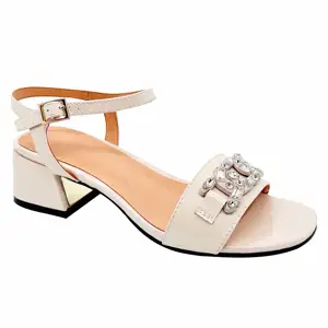 Factory Price Fashion Trend Genuine Leather Hard-wearing Low Heel Shoes for Women