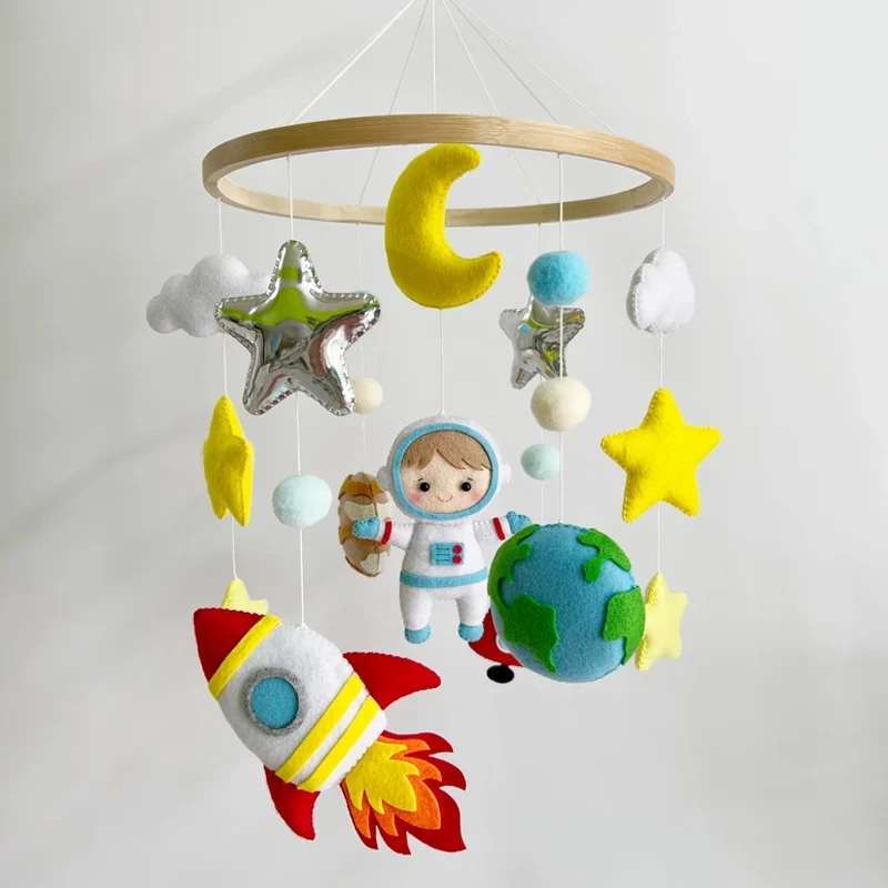 Hot Product Baby Felt Mobile Spaceship Rocket Star Baby Crib Mobile Gift For Baby Boy Wholesale