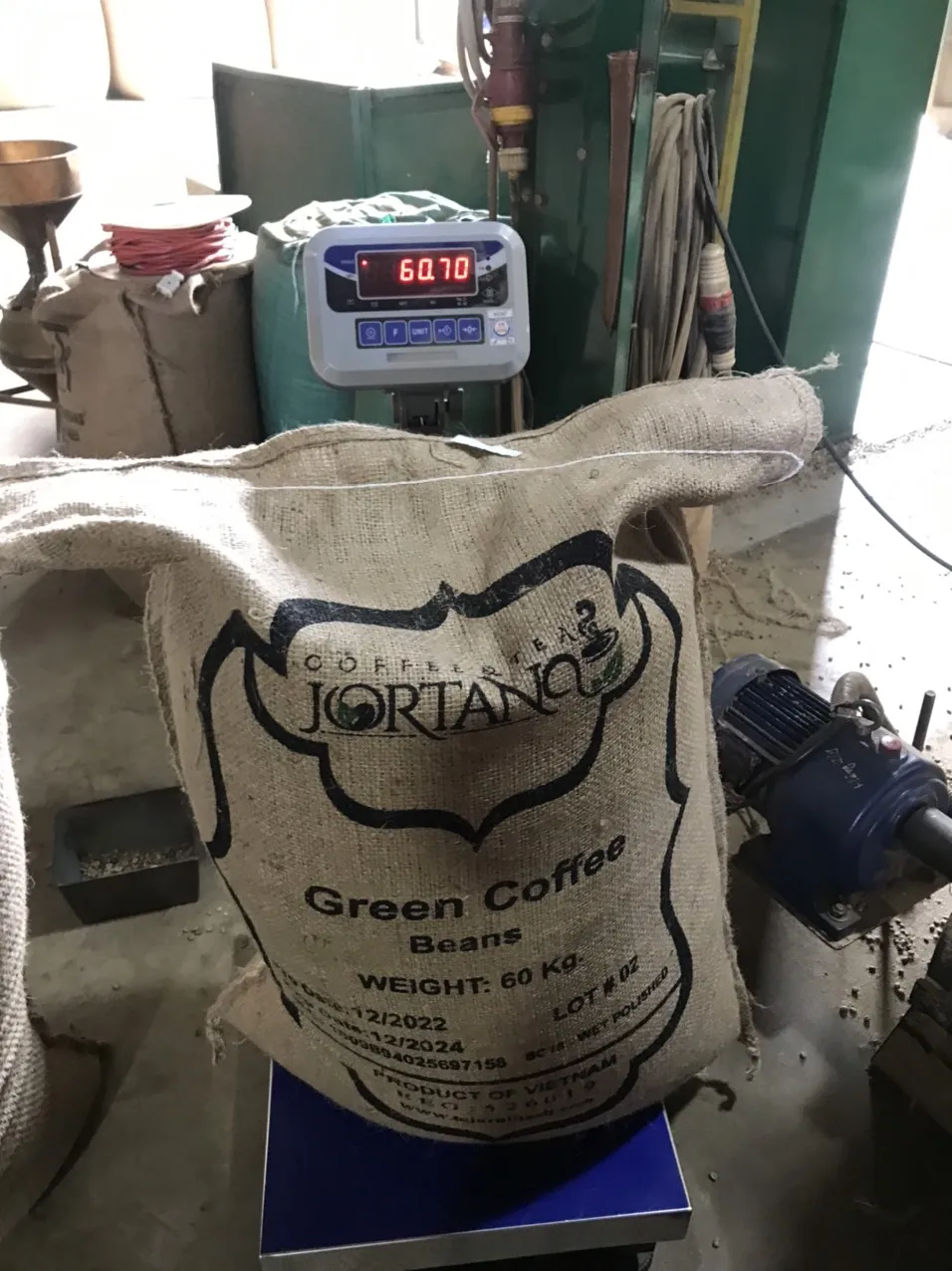 New Crop 2023 Vietnam Green Coffee Beans Arabica And Robusta Coffee