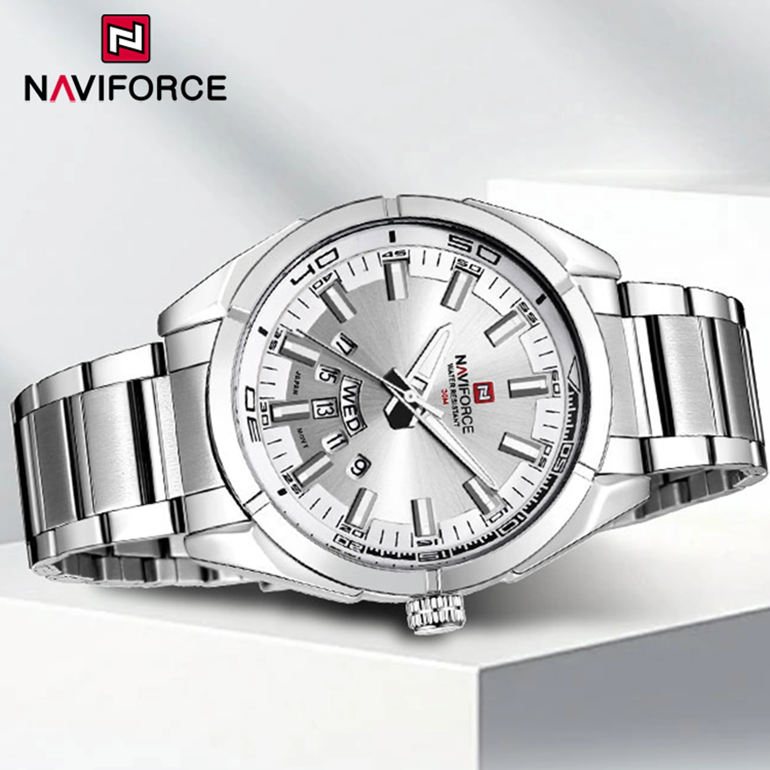 Naviforce 9038 SW Calendar Quartz Stainless Steel Men's Watch