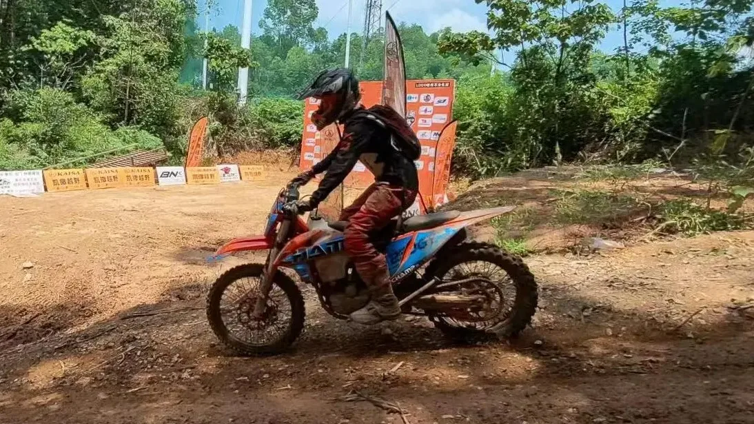 Dirt Bike Off Road Motorcycle Good Quality 300cc Engine Pit Bike