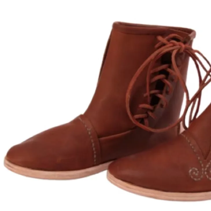 Мужская обувь из римской средневековой кожи в стиле ренессанс