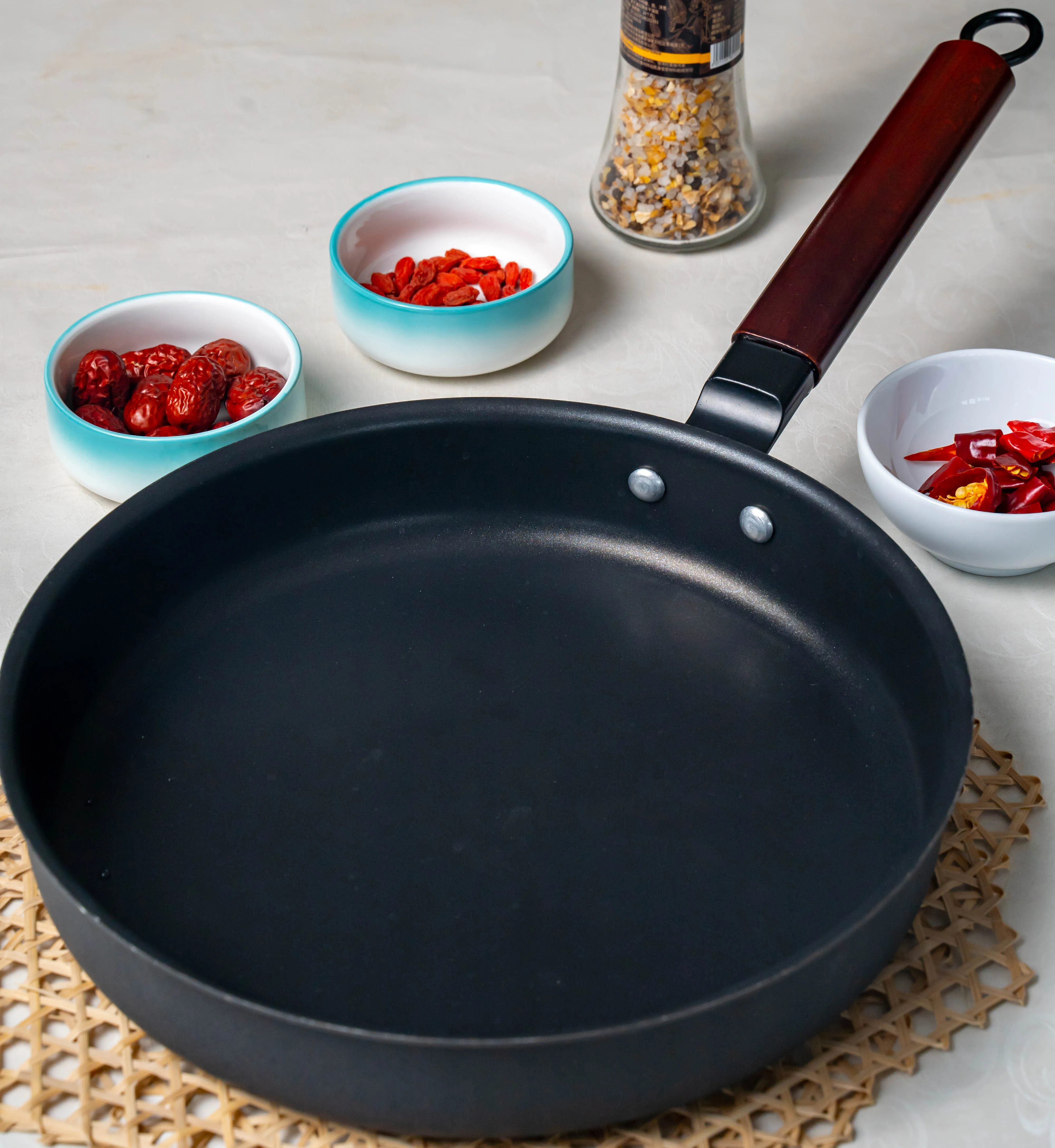 Non Stick Carbon Steel Fry Pan Kitchen Pan Buy Pots And Pans/fry Pan