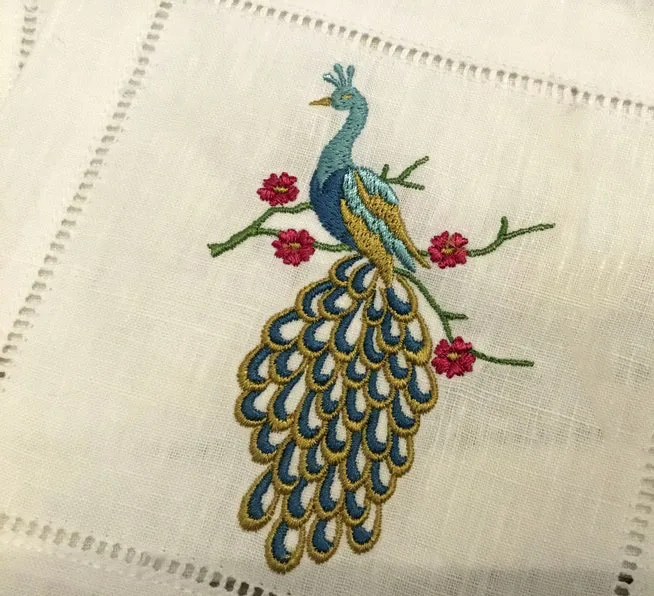Wholesale Custom Embroidered Pretty Peacock Cocktail Napkin Embroidery High Quality Linen