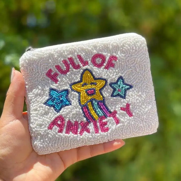 Latest Design Hand Pouch Beaded Embroidered Seed Bead Handmade Coin Purse Fashion Bag with Customized Color for Women and Girl