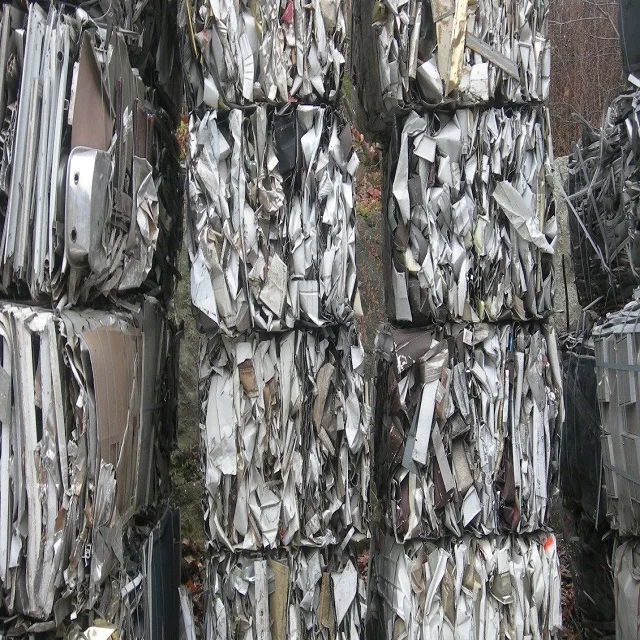 99% Aluminum Scraps (6063 Wire Alloy Wheels)-Compressed Bulk 2.702g/cm Density