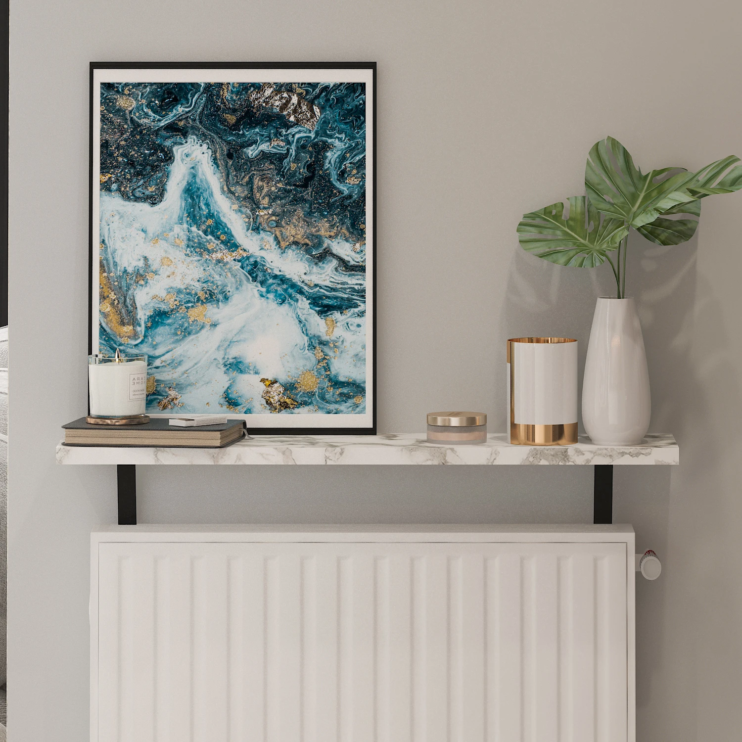 Настенная полка из белого мрамора