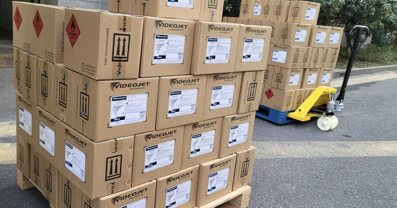 Videojet V517d Thermochromic Ink Changes From Black To Blue For