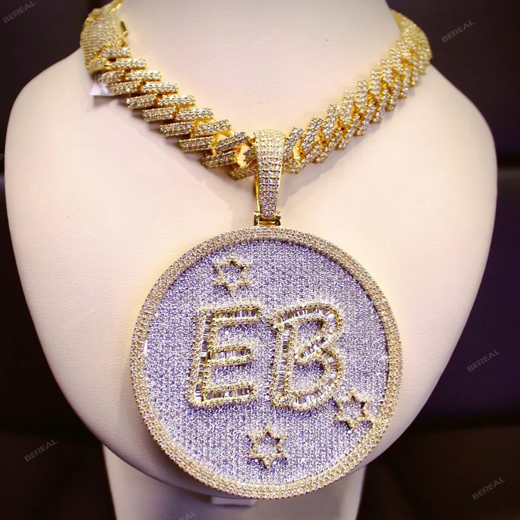 Custom Gold Plated Vvs Moissanite Letter Pendant Iced Out Pass Diamond Tester Baguette Cut