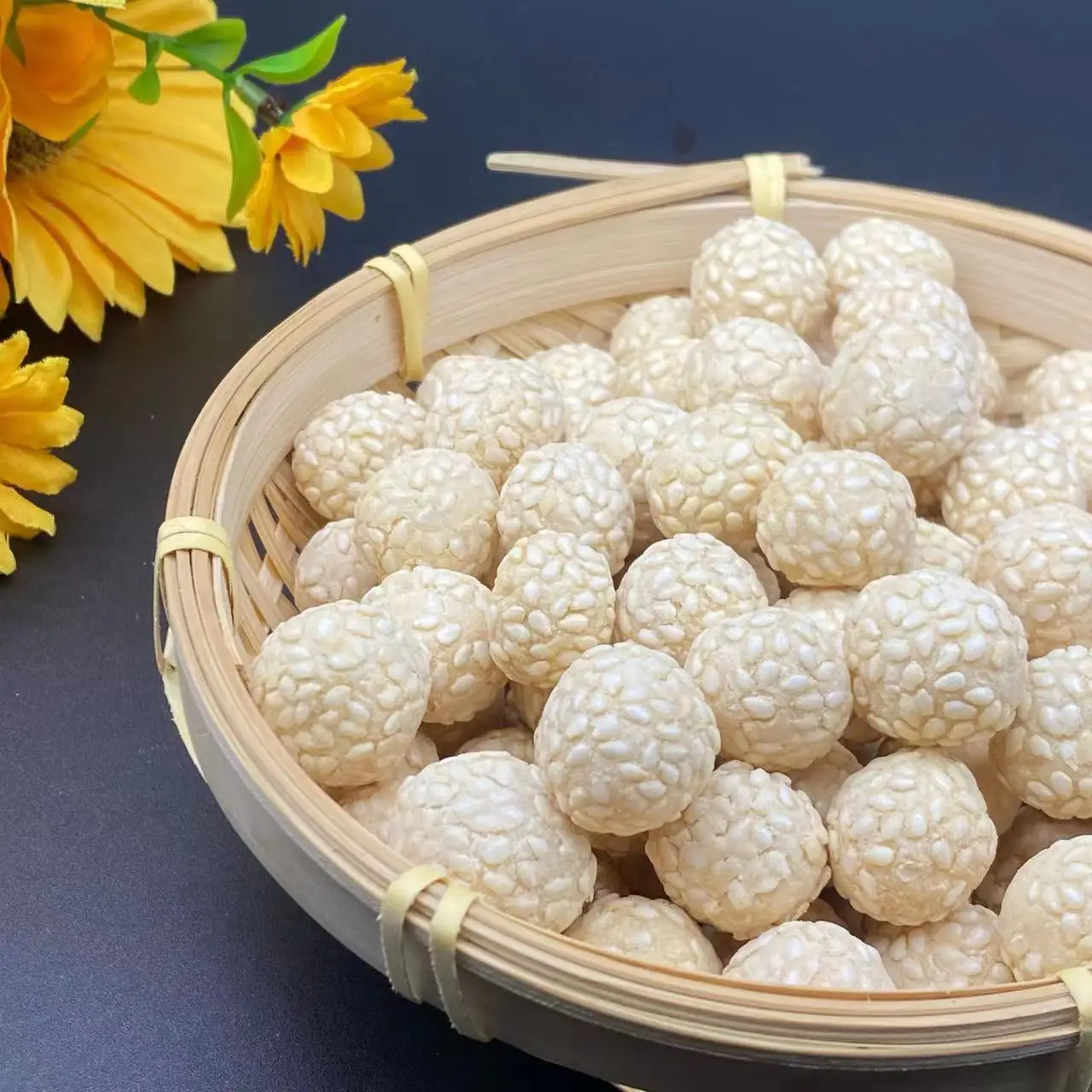 Sesame Coated Peanuts Healthy Snack Crunchy White Sesame Peanut manufacture