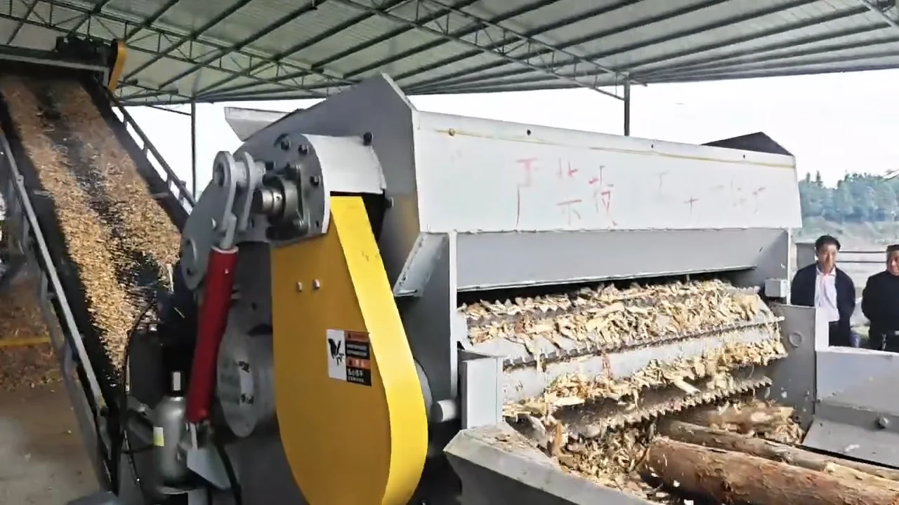 High Performance 220kw Comprehensive Wood Chipper Machine Chip Wood ...