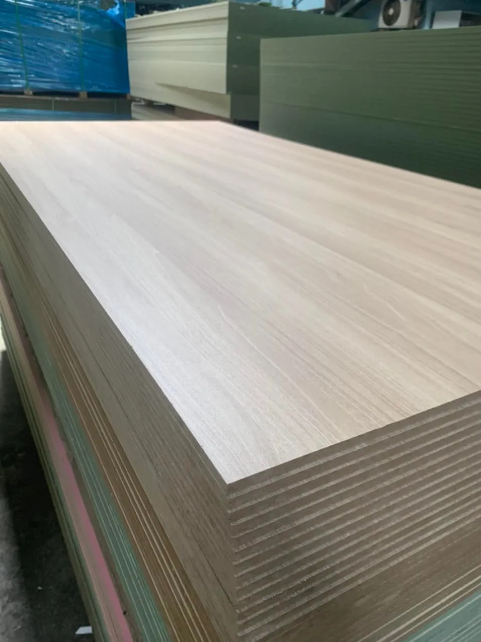 Wholesales Mdf Standard Size 1220 2440mm Plain Mdf Board 3mm 2mm 1mm   Aef540391a65e48b98a512fa8e46298904 