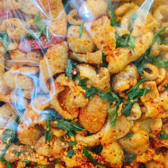 LEMON LEAF-INFUSED PORK SKIN / a FRESH, CRISPY SNACK / MADE in VIETNAM