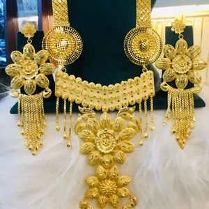 Vintage 18K Copper Earrings Floral Pattern Zircon 24K Gold-Plated Imitation Jewelry Set Daily Life Luxury Fashion Accessory