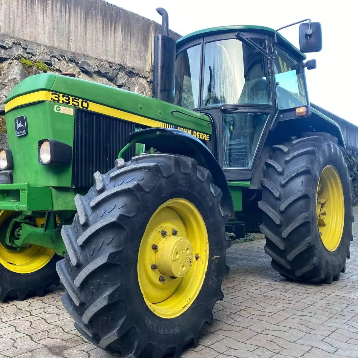John Deere トラクター(キャタピラ) 中古ジョンディーリー3350トラクターキャビン付き良質状態| Alibaba.com