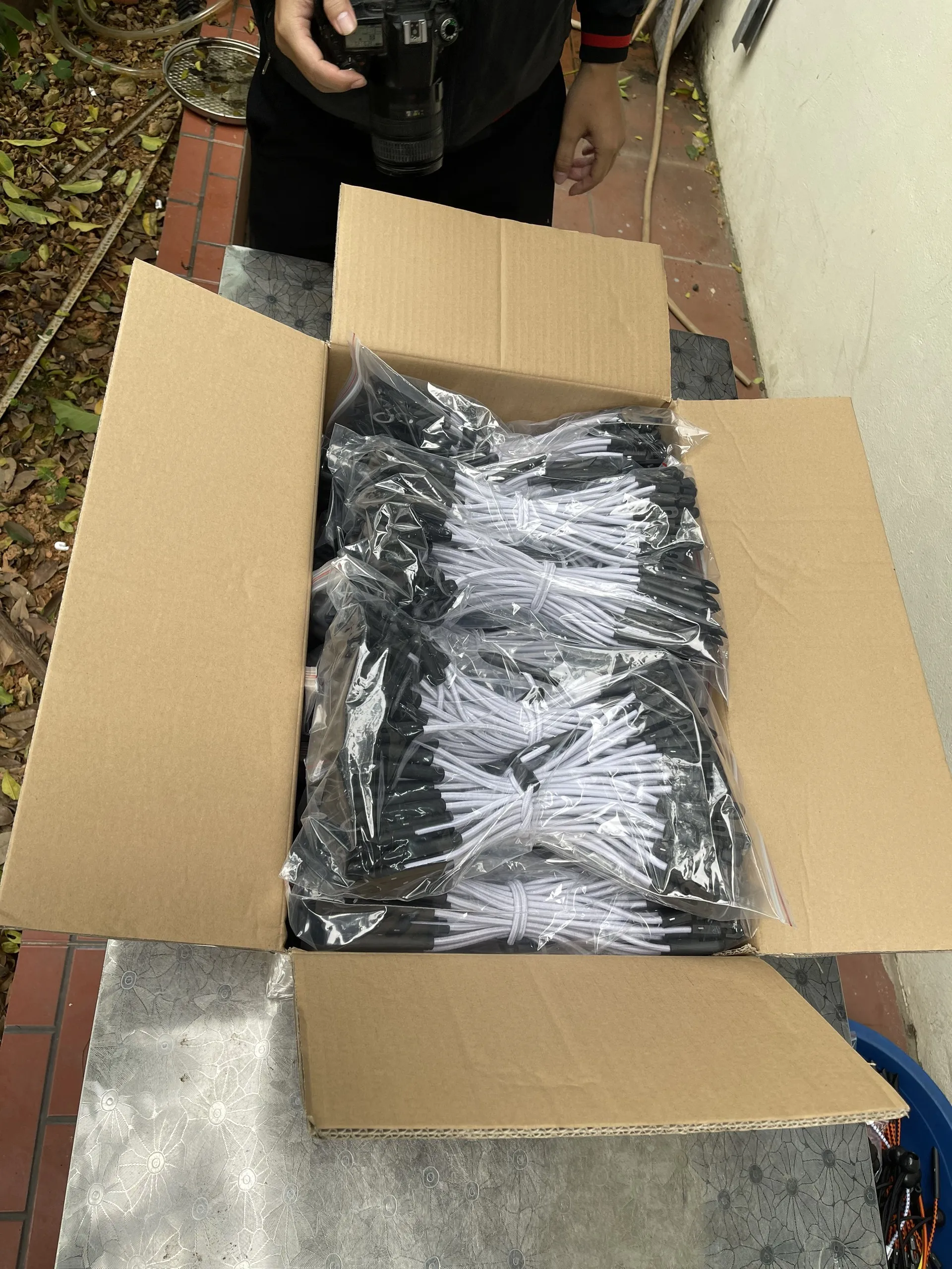 Black Scaffold Sheeting And Tarpaulines Secure Flexible Fixing Bungee