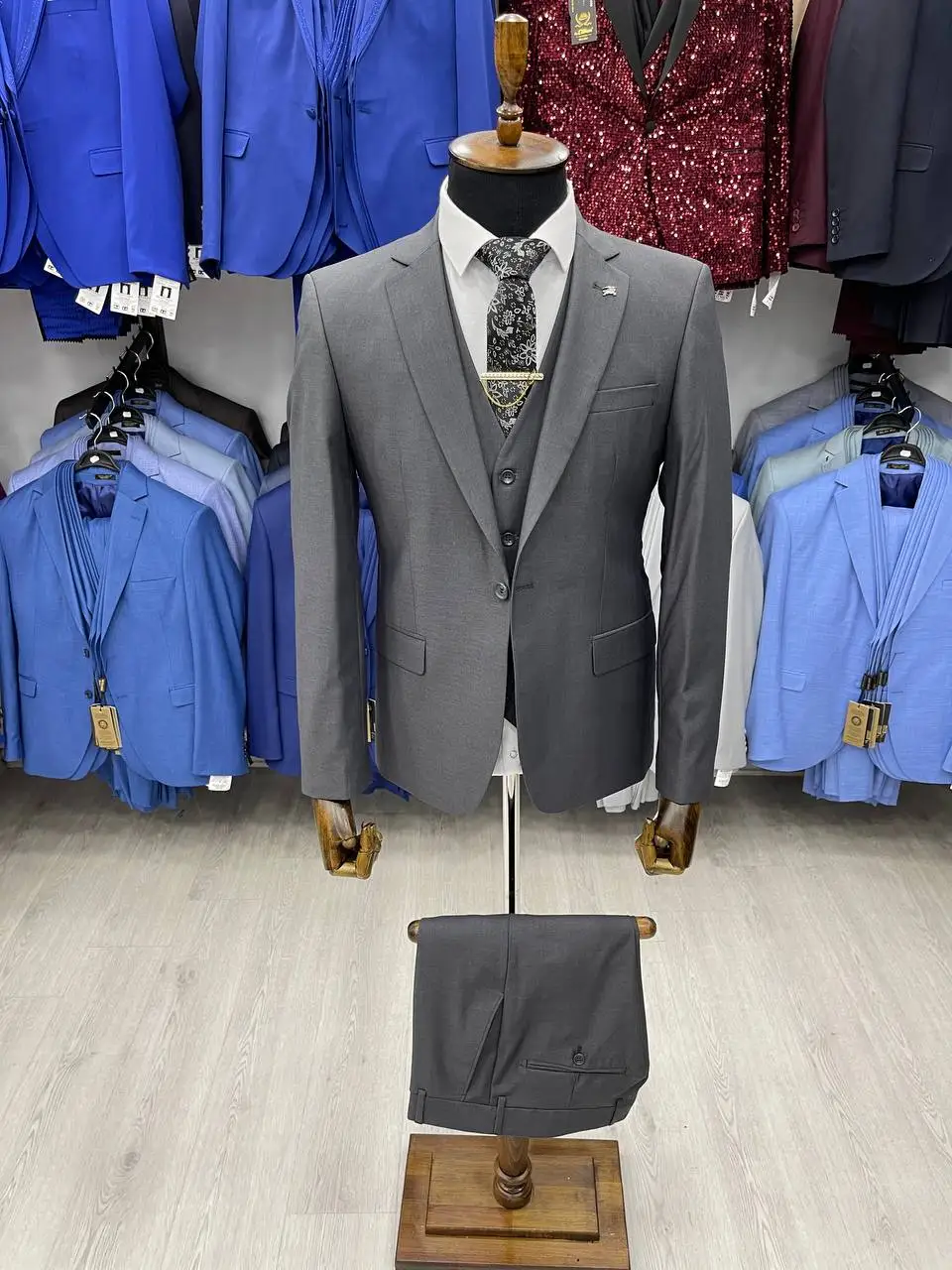 Slim Fit Jackets Latest Design Cruvaze Style For Gentle Men With Custommade Formal Suit High
