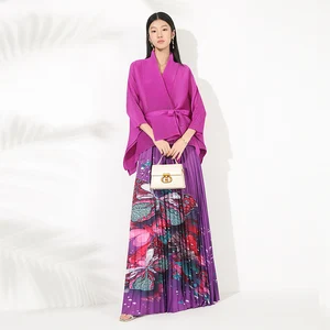 Direct From the Factory Women's Pleated Print Set Fashion Loose Dress Polyester Top and Skirt 2-Piece Set