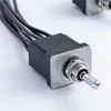 (Mamá ON)-OFF-(Mamá ON), 6 cables