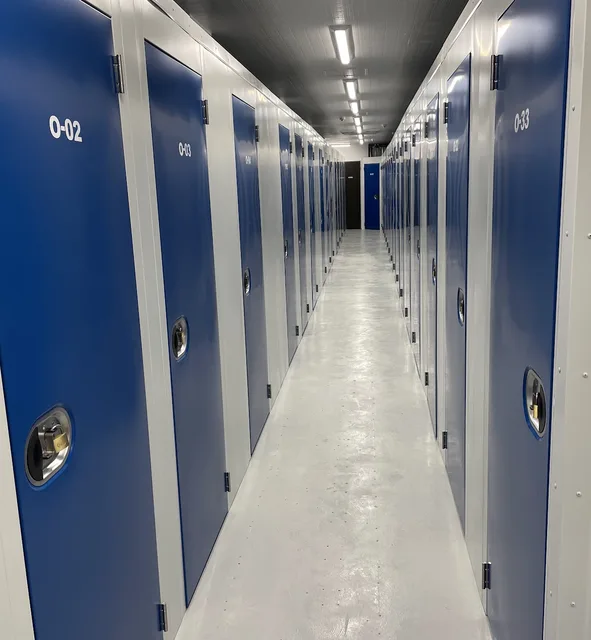 Modern Style Warehouse Modern Warehouse Unit Direct Selling Customized Size Storage Facility Self Storage Mini Storage Warehouse