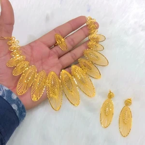 Vintage 18K Copper Necklace & Earrings Set 24K Gold Plated Flower Pattern Zircon USA France Fashion Jewelry Accessory