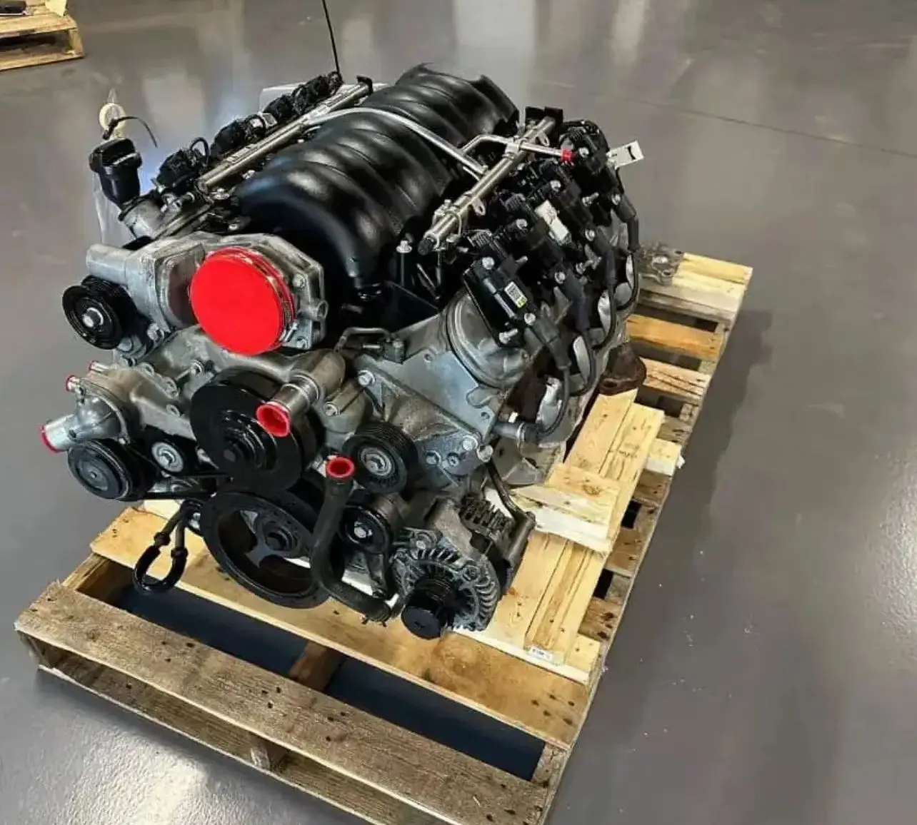 2.4L Turbocharged V8 car engines for sale to USA California  at cheap price with free shipping Buy 1 car engine and get one free