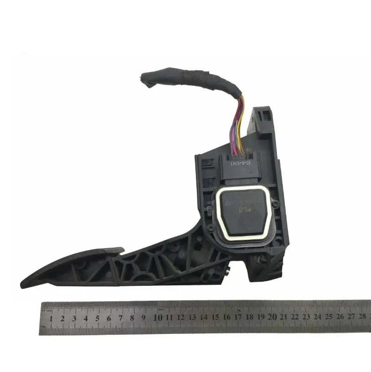 Oe Member Accelerator Pedal 9603000004 A9603000004 9403000004 Pedal
