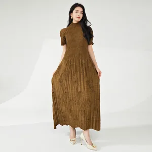 Factory Wholesale Women's Fashion Dress Design Summer Short-sleeved Dress Elastic Solid Color Irregular Casual Dress