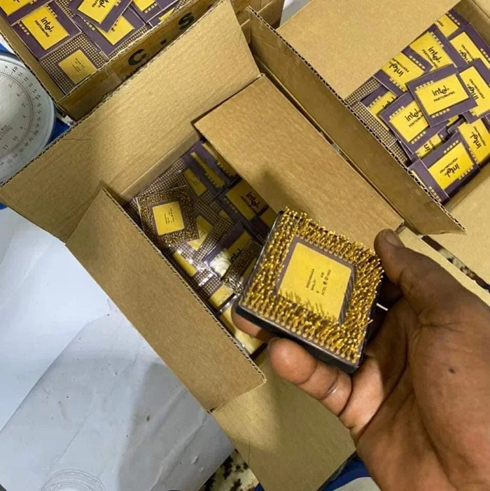 Wholesale CPU Processor Scrap Gold Recovery Ceramic CPU Scrap for Sale Ready to Ship