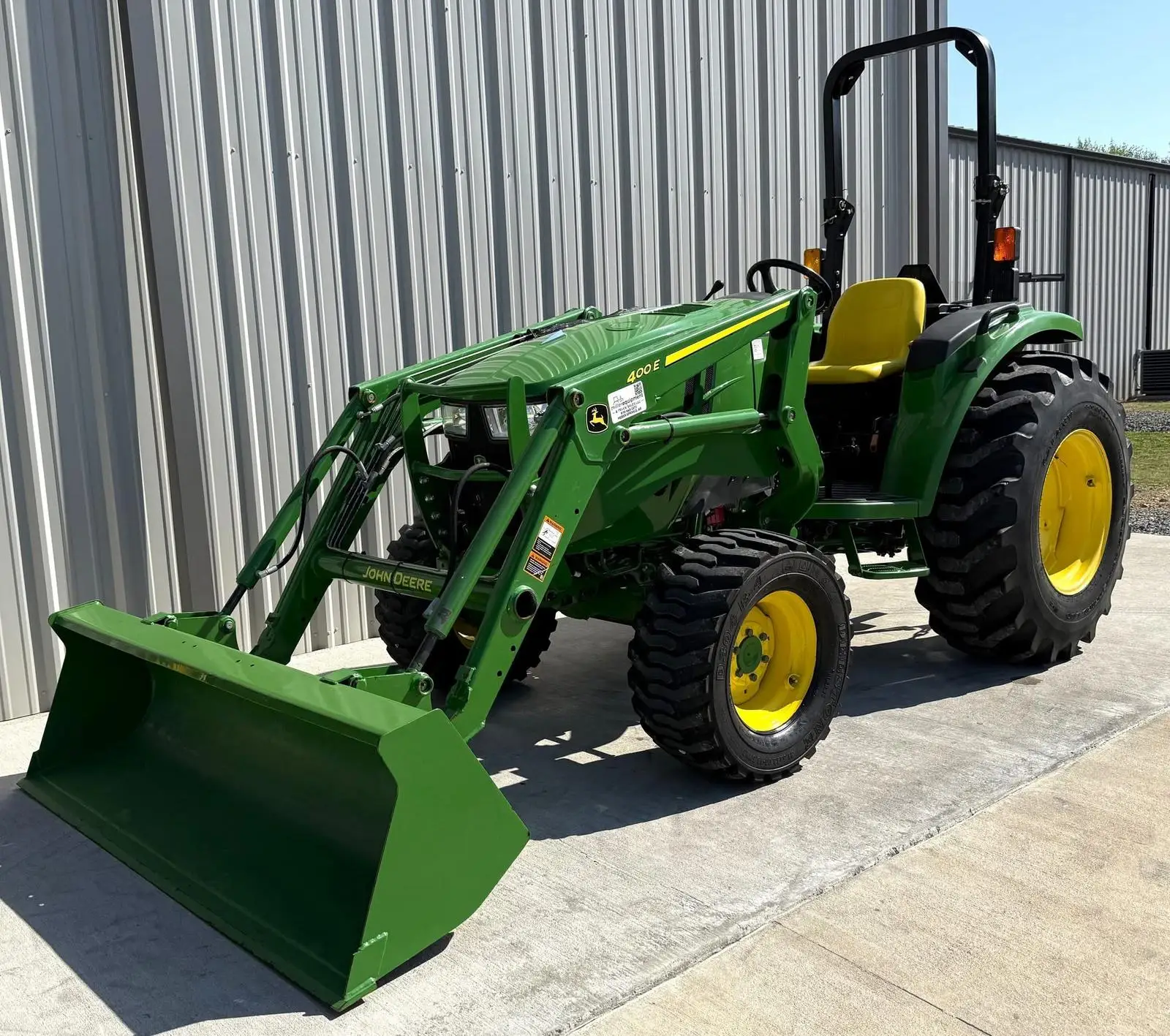 High Quality John Deeree 4066M Tractor with Engine Germany Origin for Agricultural Use