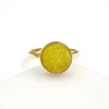 Jaune