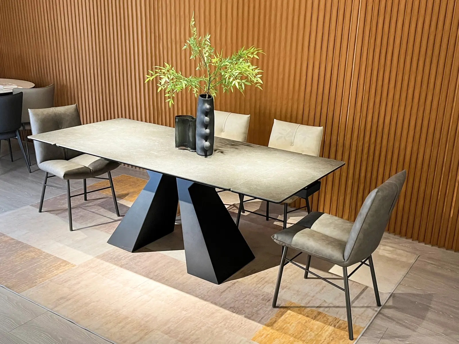 Modern Multifunctional Extendable Dining Table With Slate Stone Sintered Marble Top Cone Pedestal Metal Base for Hotel Bar Use