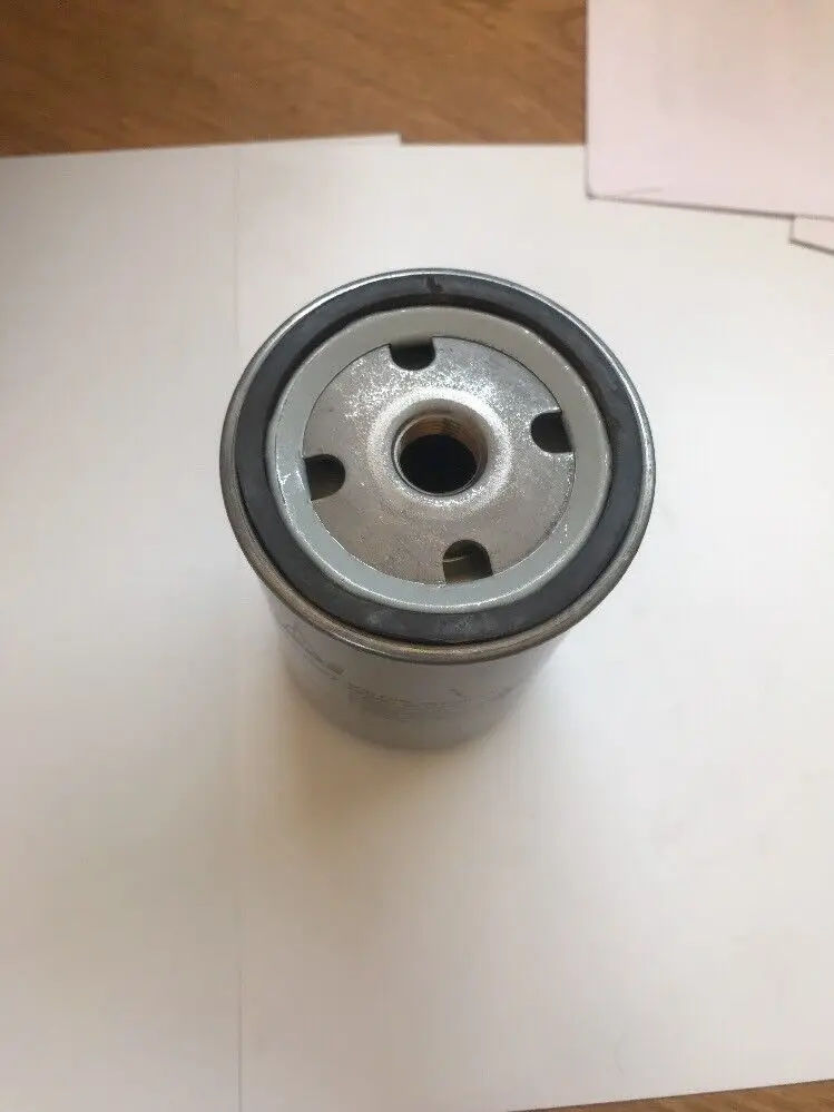 BFM1013 BFM2012 Fuel Filter element 01180597