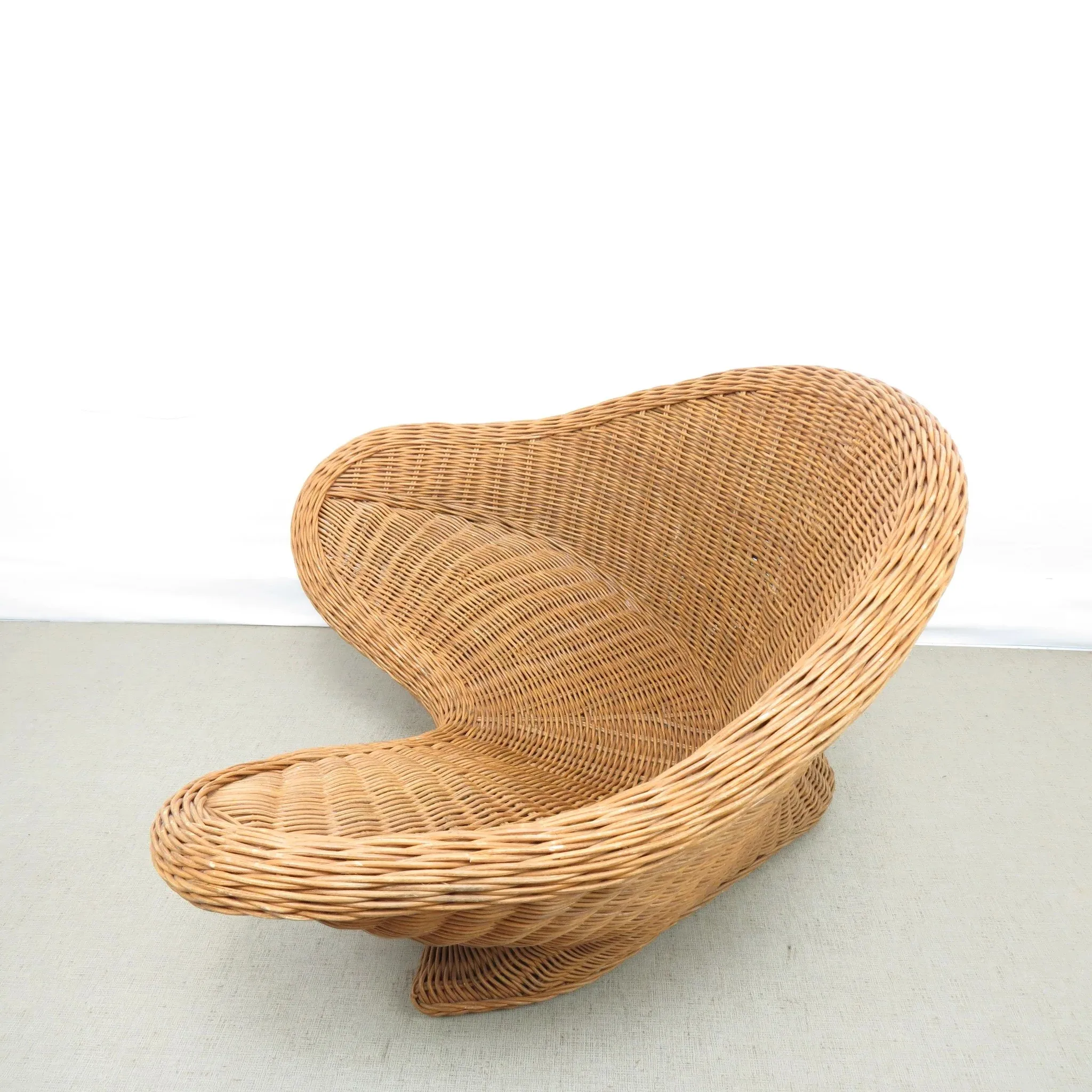 Eco-friendly Rattan Meditation Chairs from Vietnam Factory